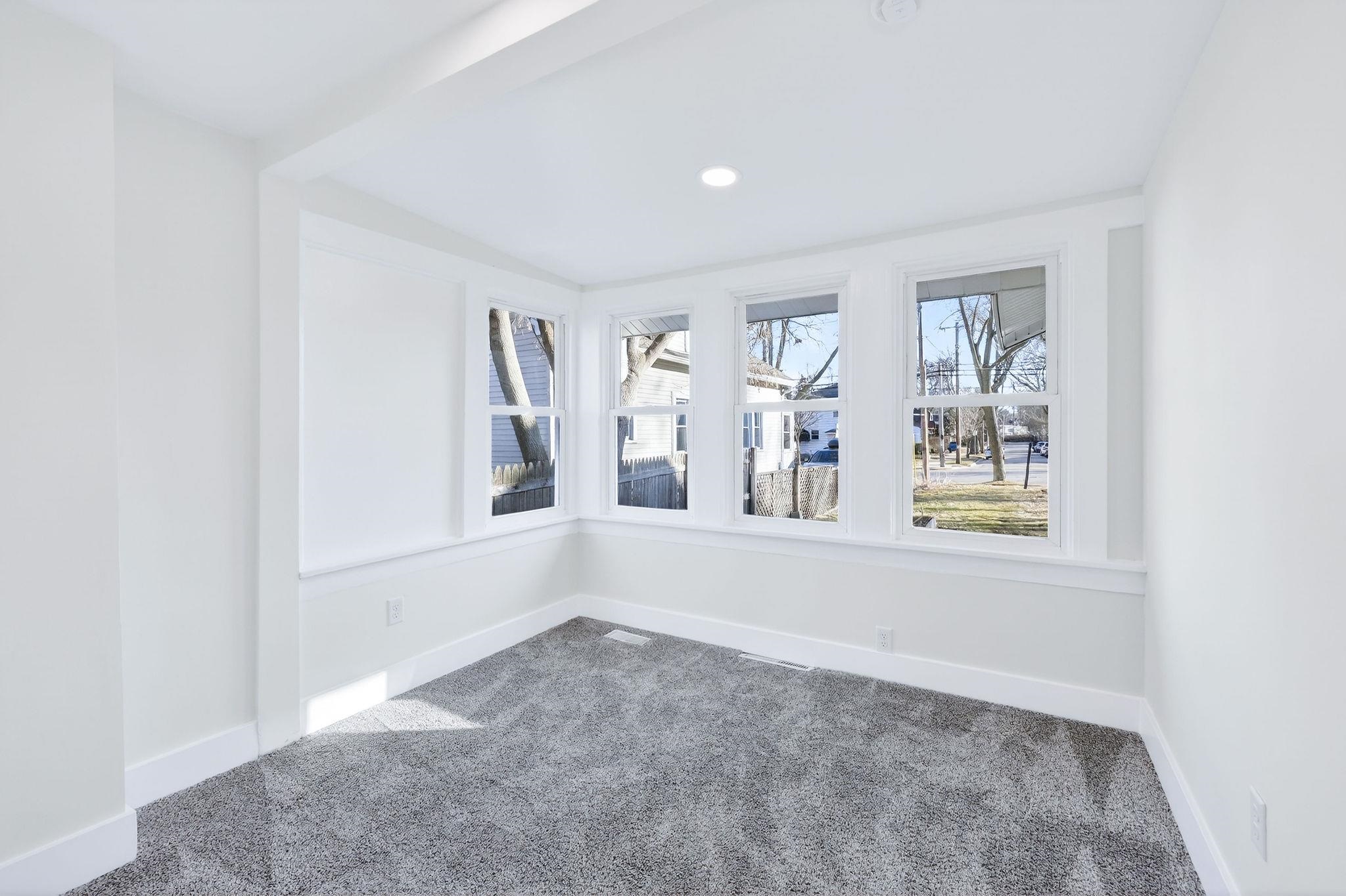 2926 Milwaukee Street Madison, WI 53704 - Photo 18 of 48
