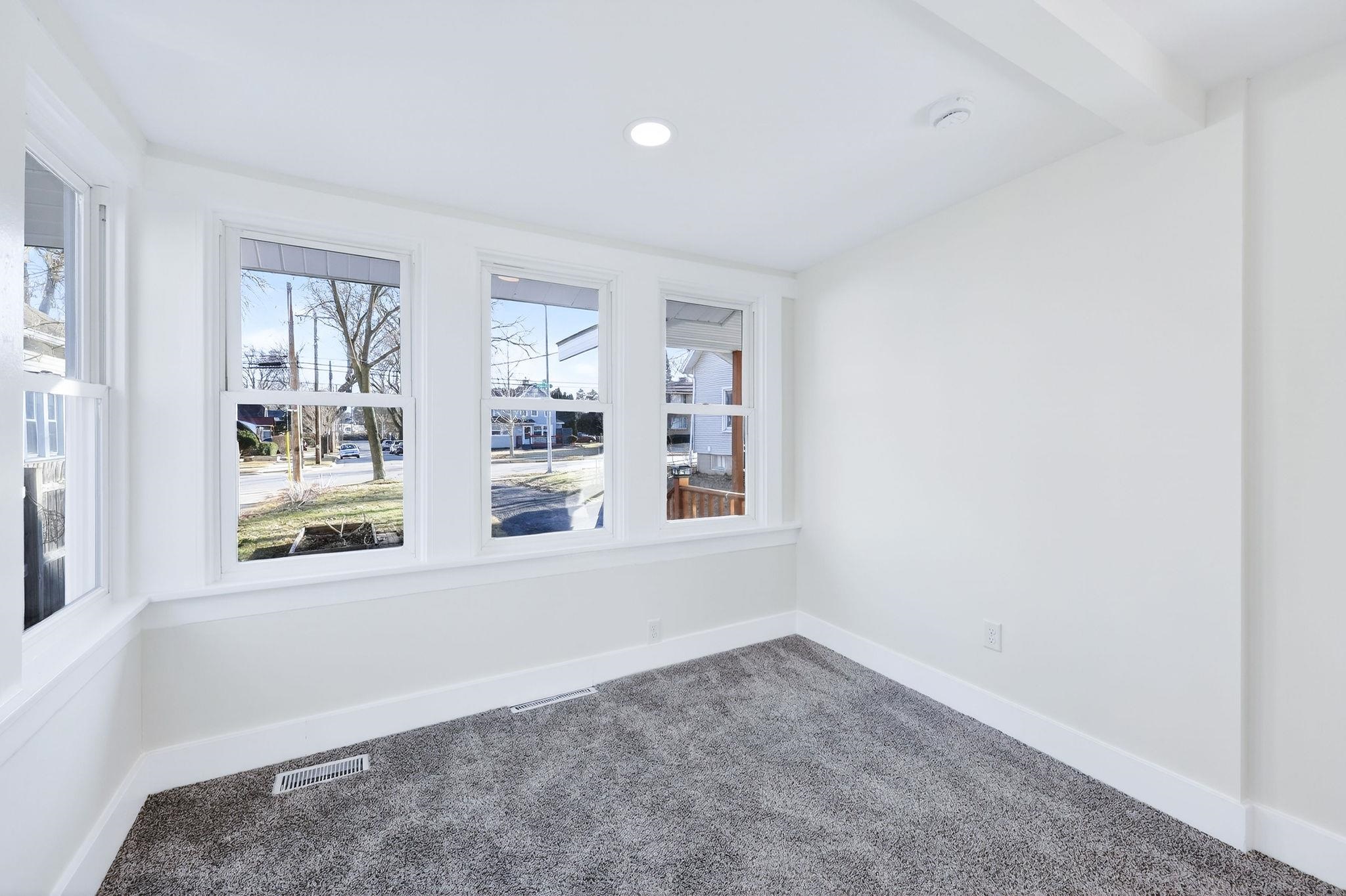 2926 Milwaukee Street Madison, WI 53704 - Photo 19 of 48