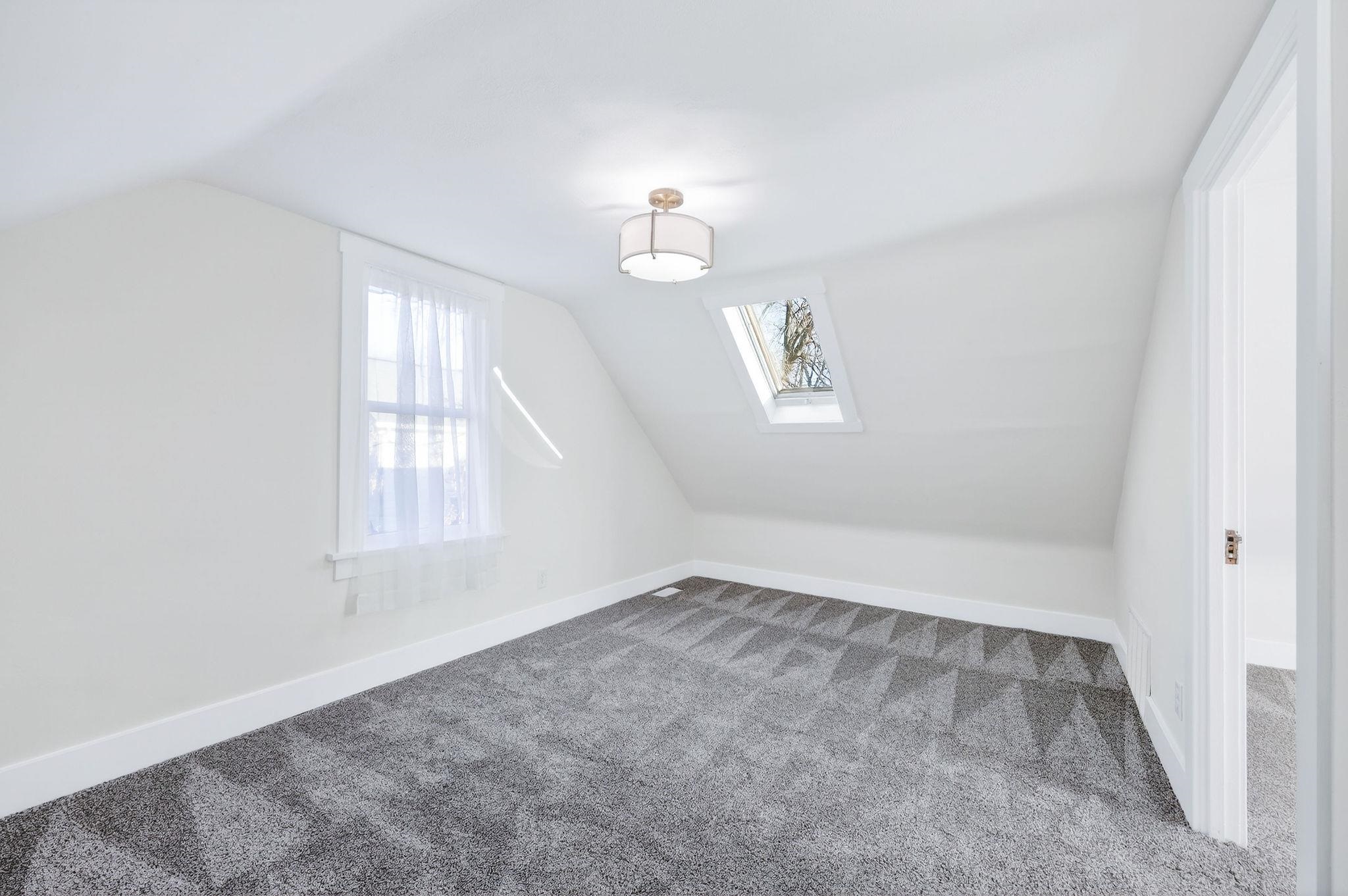 2926 Milwaukee Street Madison, WI 53704 - Photo 21 of 55