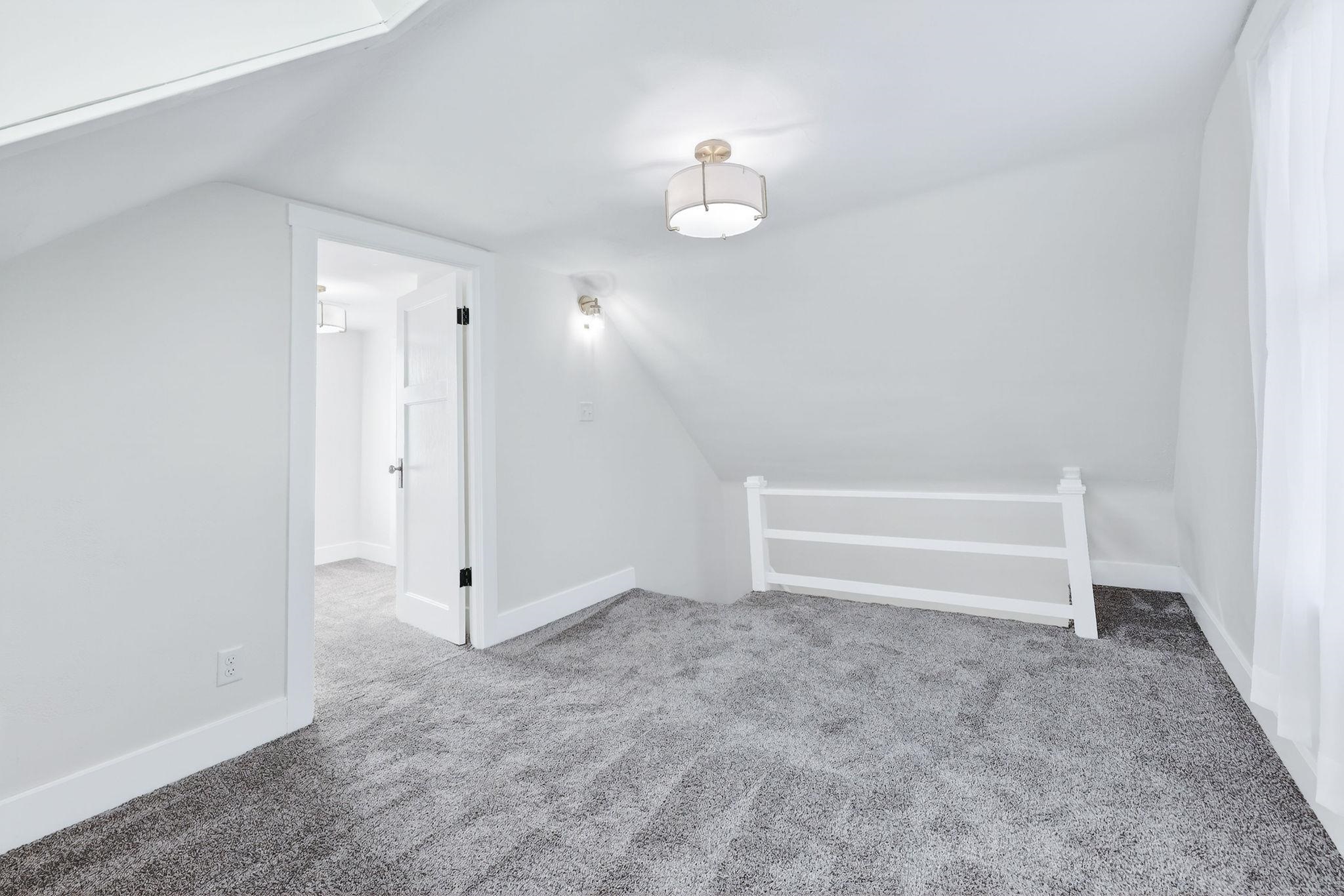 2926 Milwaukee Street Madison, WI 53704 - Photo 23 of 55