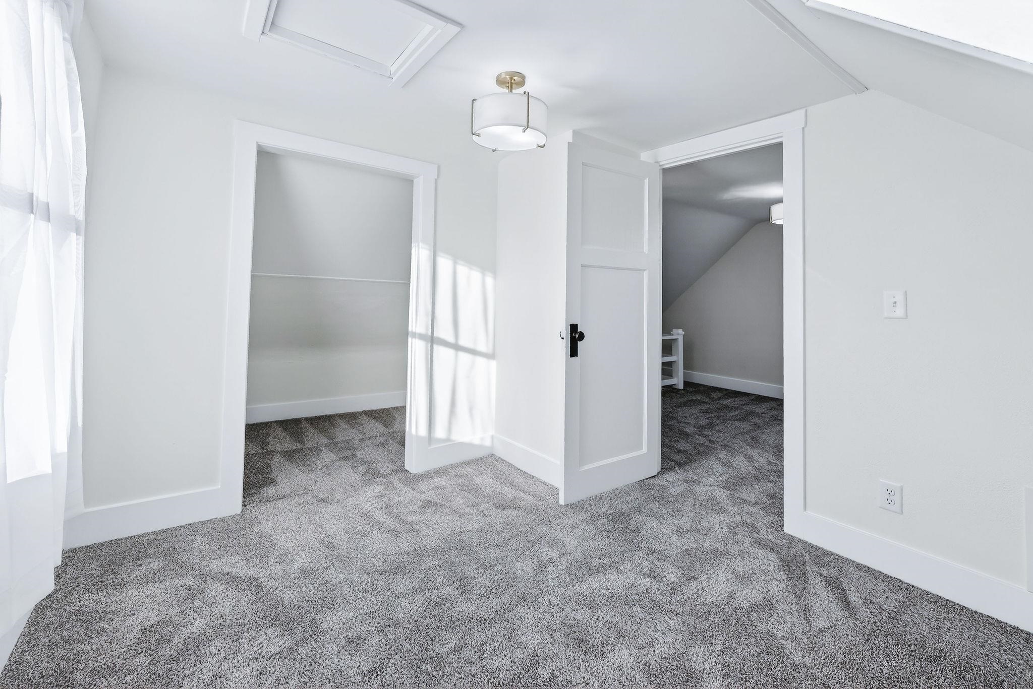 2926 Milwaukee Street Madison, WI 53704 - Photo 28 of 55