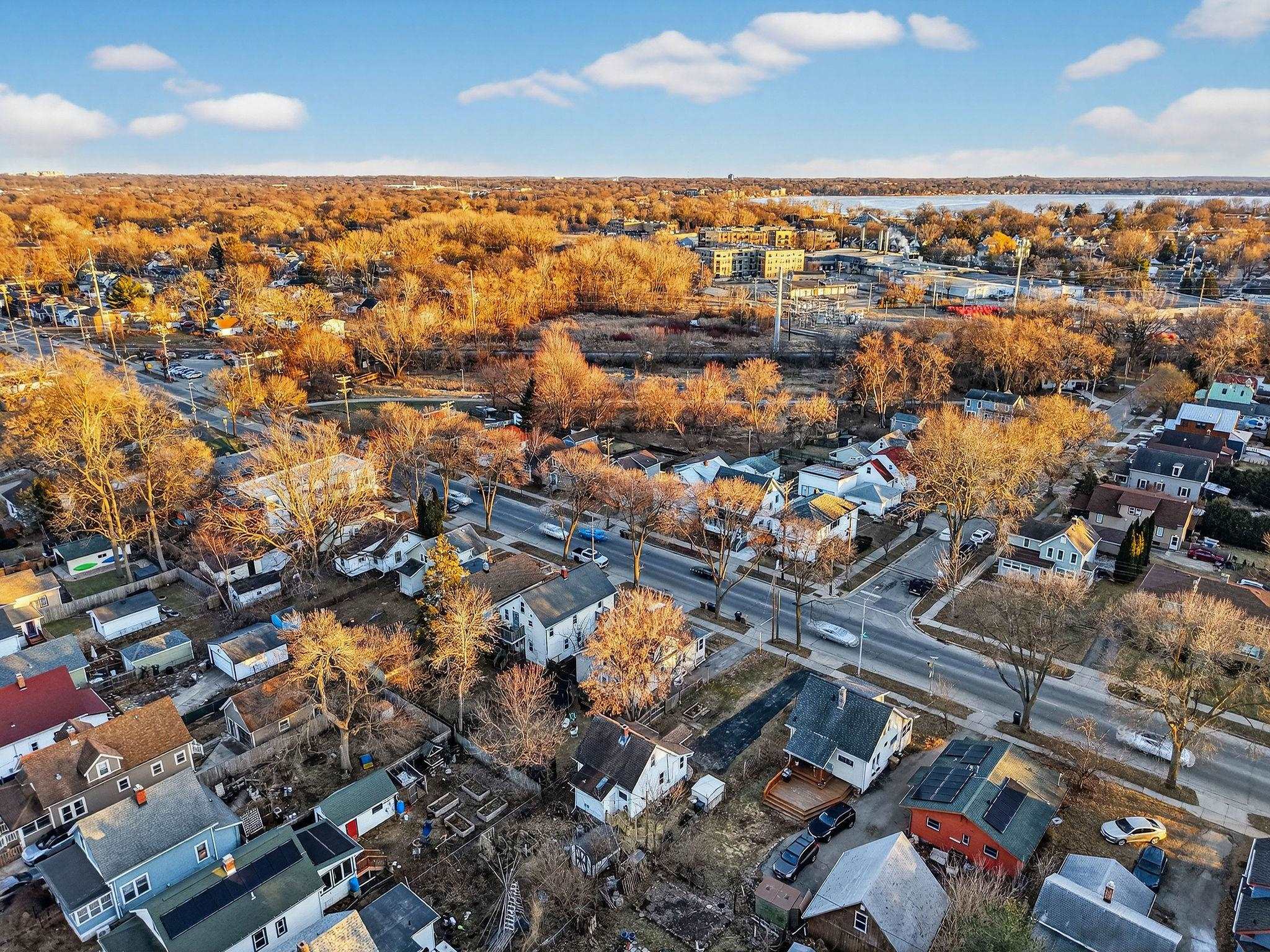 2926 Milwaukee Street Madison, WI 53704 - Photo 47 of 55