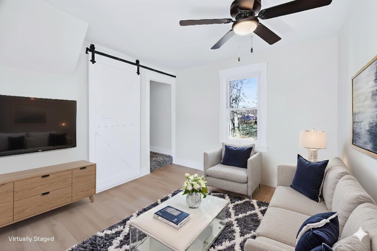 2926 Milwaukee Street Madison, WI 53704 - Photo 6 of 55