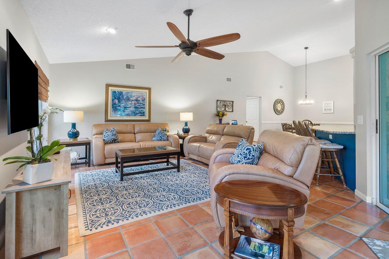 3958 Evans Road Delray Beach, FL 33445 - Photo 16 of 52 011-3958EvansRoad-DelrayBeach-FL-33445-S