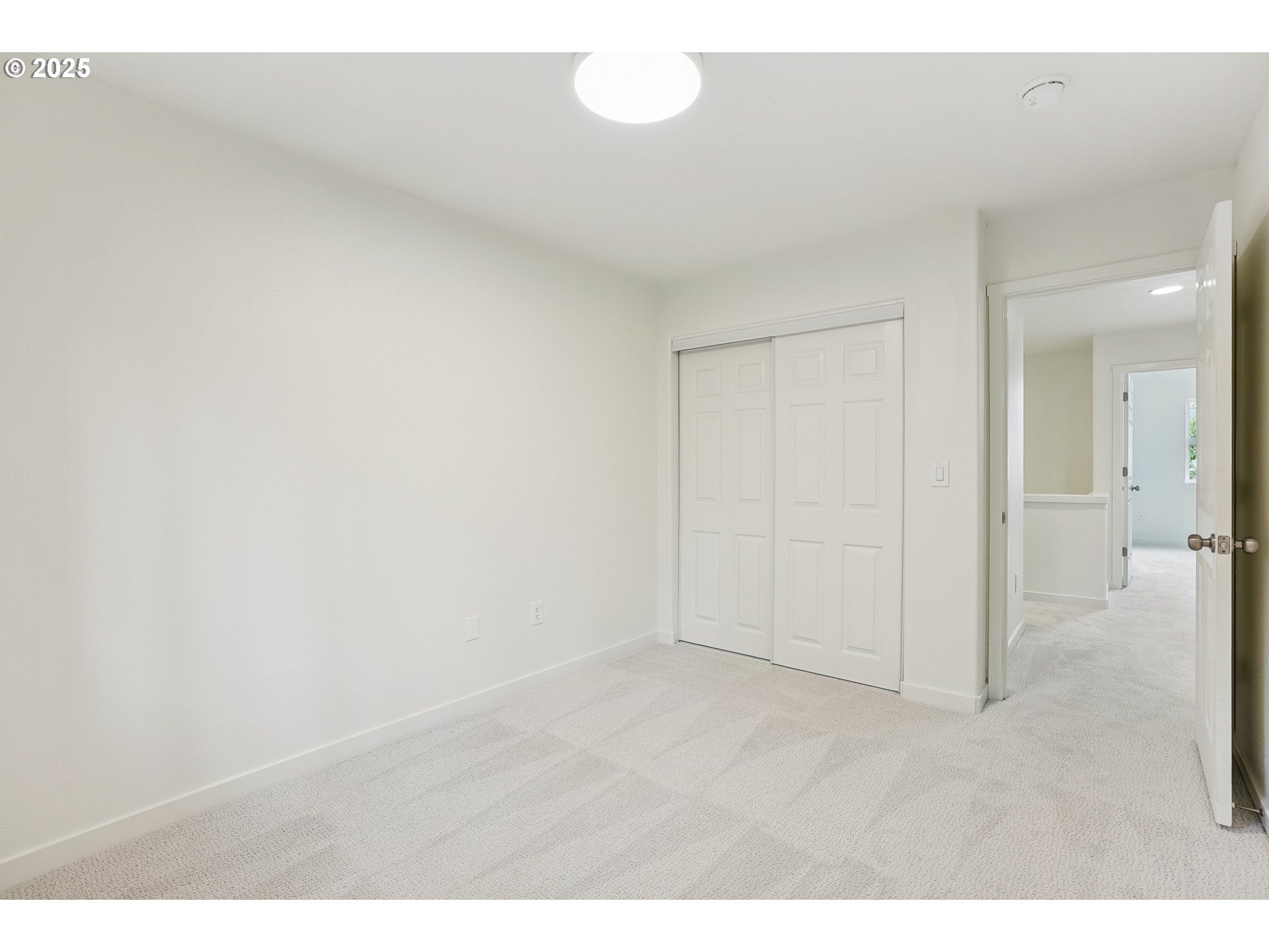 912 Southeast 193rd Avenue Portland, OR 97233 - Photo 24 of 28 a view of an empty room