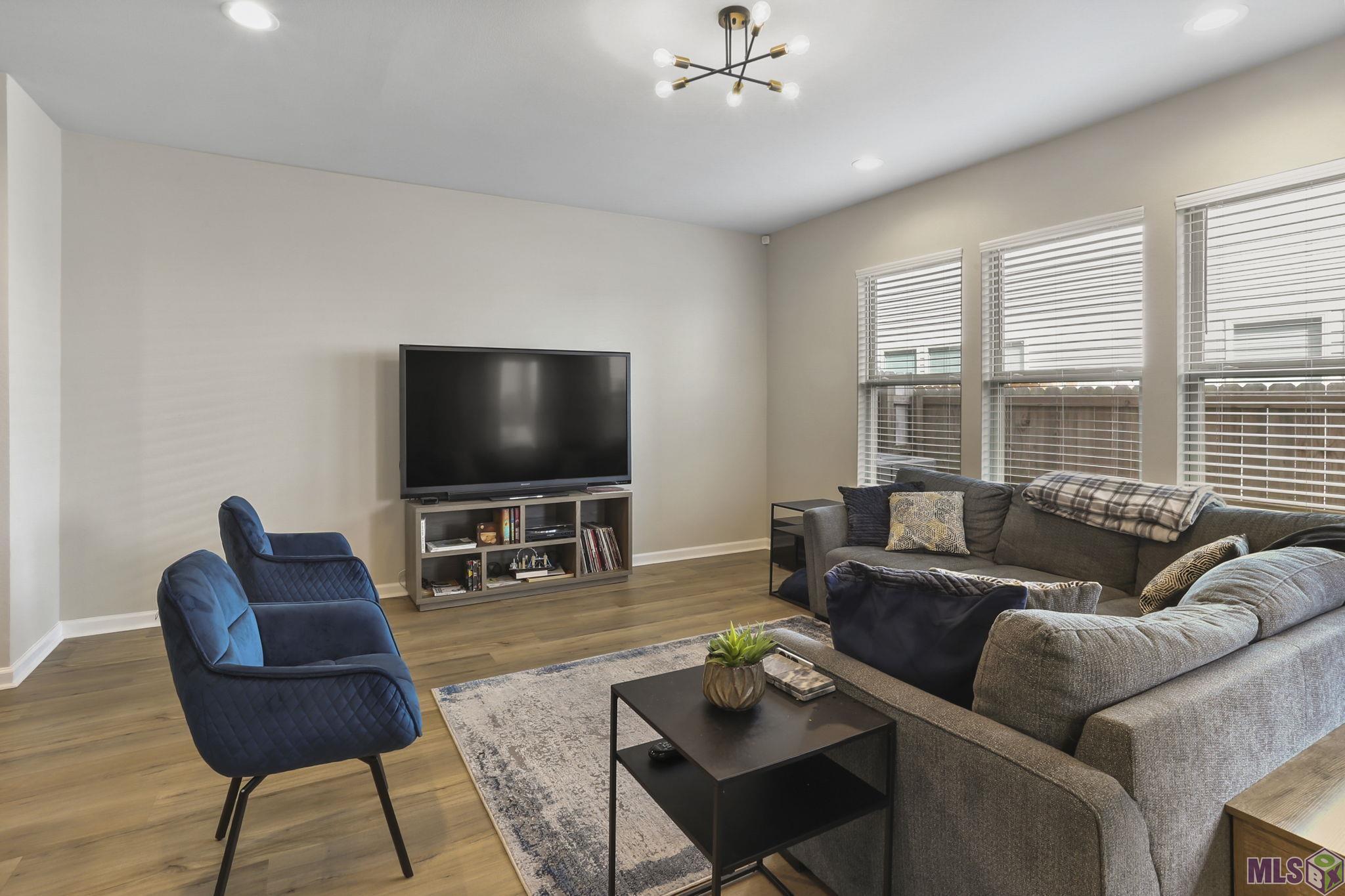 1003 Bengal Crossing Avenue Baton Rouge, LA 70820 - Photo 5 of 15