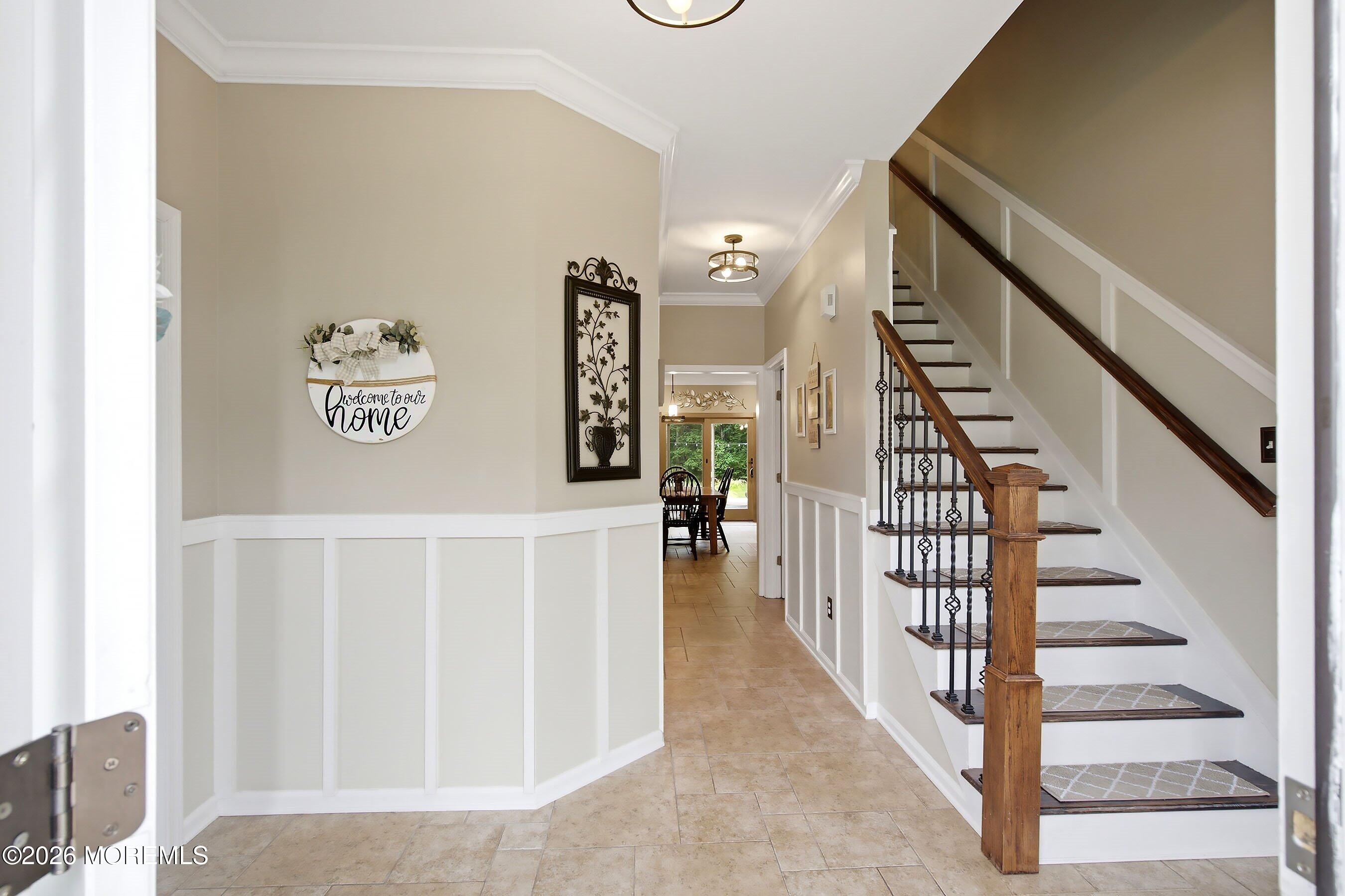 19 Goldfinch Road Jackson, NJ 08527 - Photo 3 of 51 05-Foyer