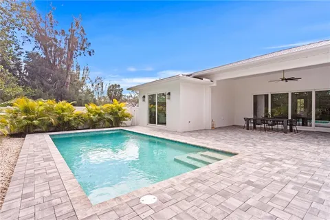 $1,634,000 | 201 South Shade Avenue, Sarasota, FL 34237