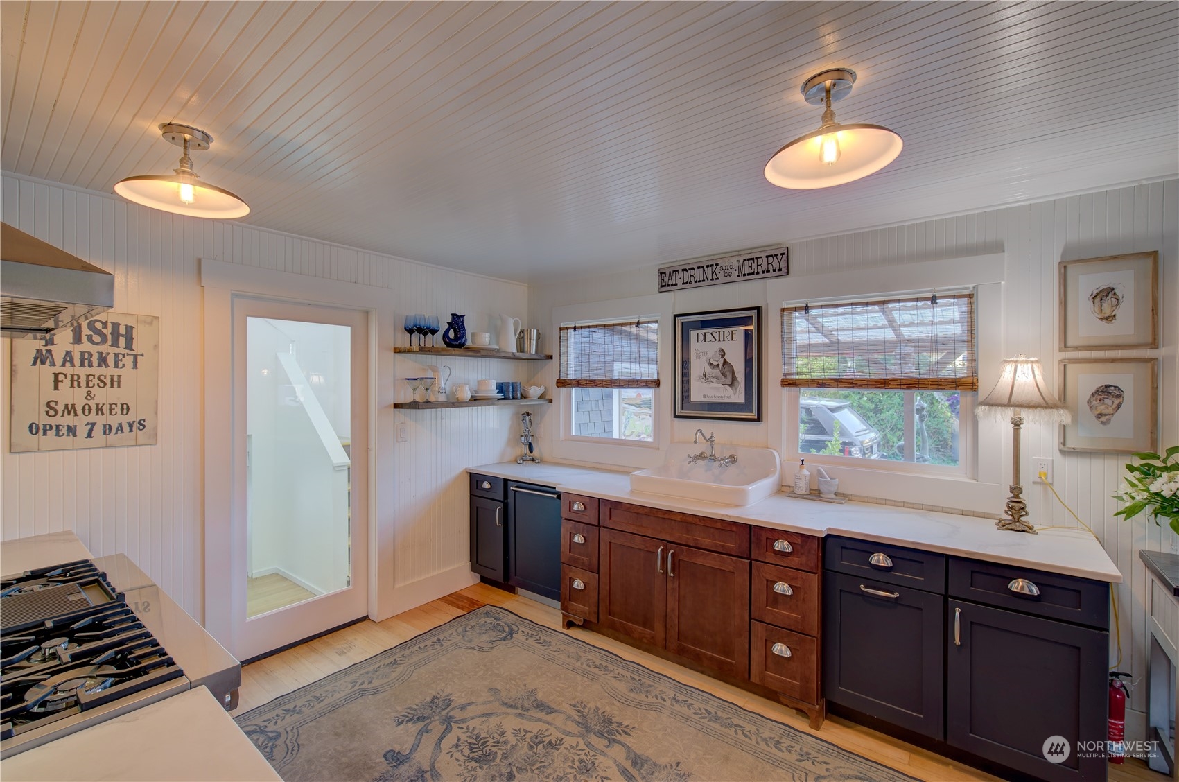 4202 L Place Seaview, WA 98644 - Photo 7 of 39