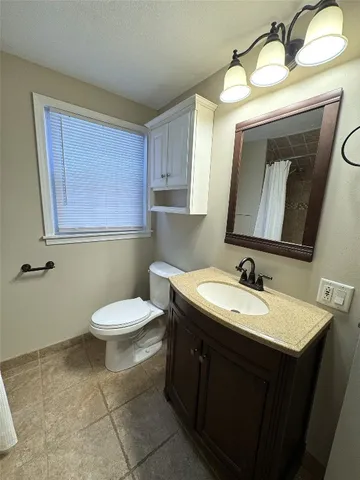 $2,400 | 608 Winston Drive, Vestal, NY 13850