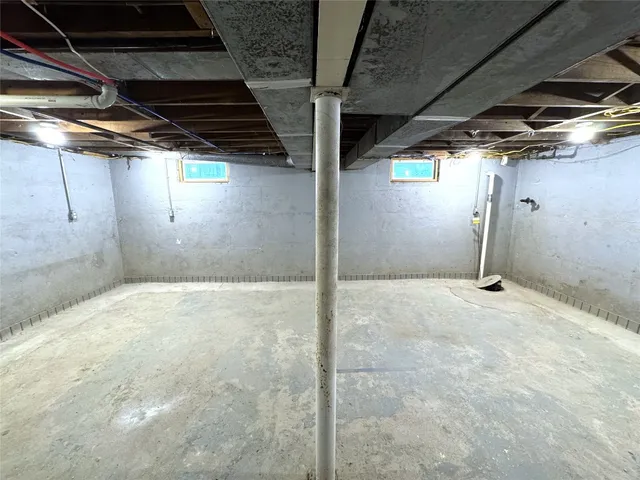 $2,400 | 608 Winston Drive, Vestal, NY 13850