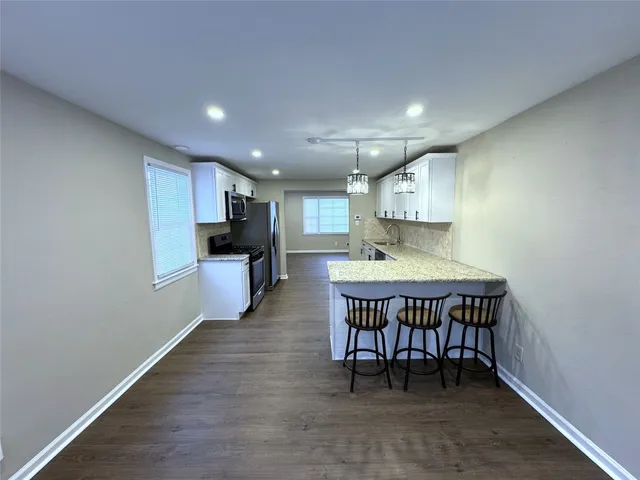 $2,400 | 608 Winston Drive, Vestal, NY 13850