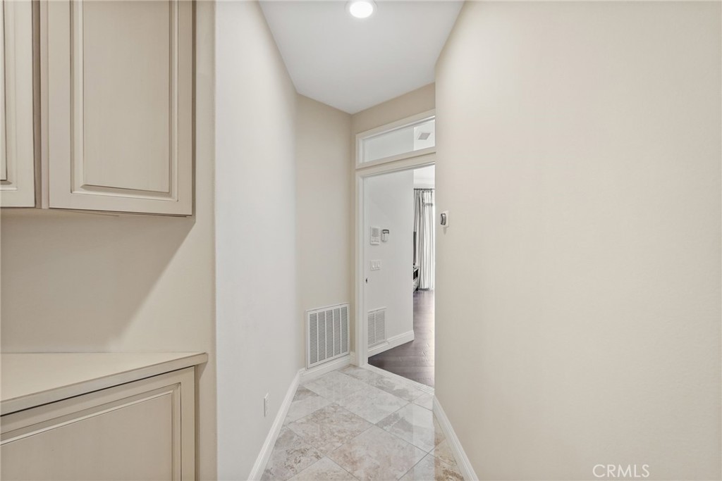 20356 Vía Cellini Porter Ranch, CA 91326 - Photo 18 of 69