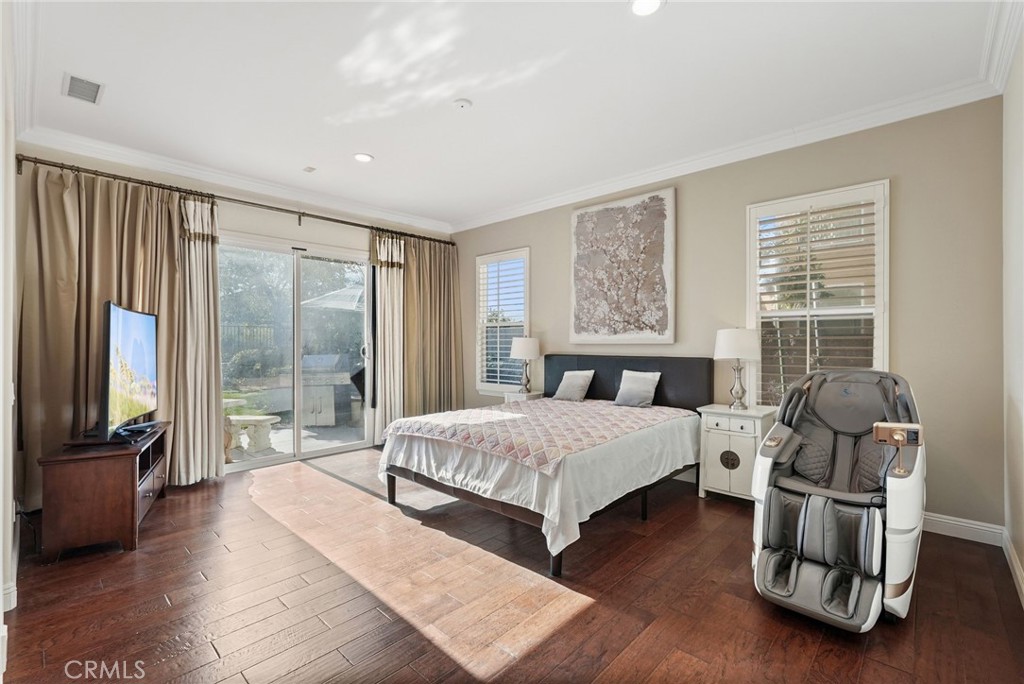 20356 Vía Cellini Porter Ranch, CA 91326 - Photo 19 of 69