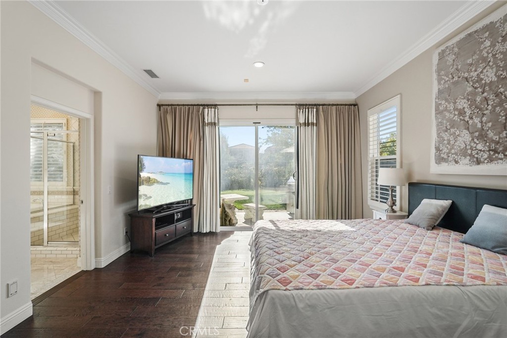 20356 Vía Cellini Porter Ranch, CA 91326 - Photo 20 of 69