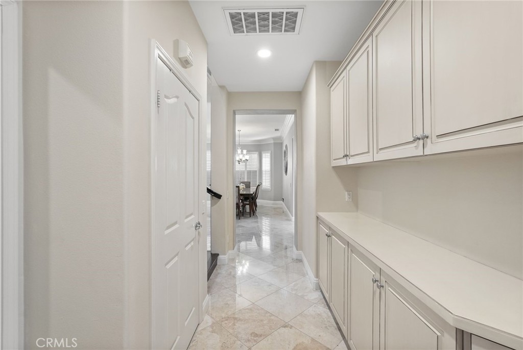 20356 Vía Cellini Porter Ranch, CA 91326 - Photo 26 of 69