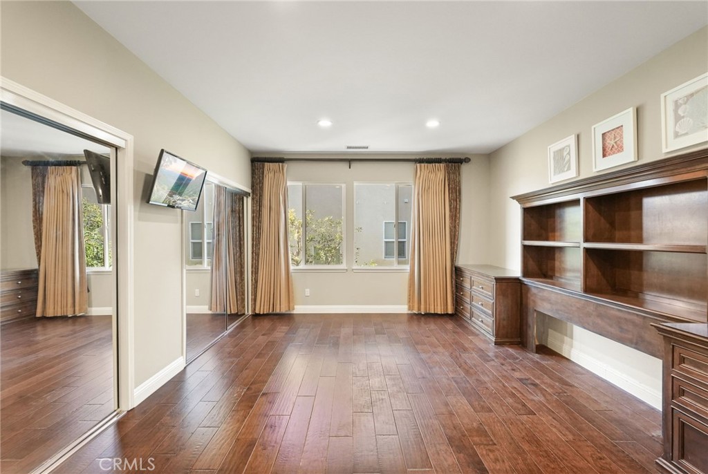 20356 Vía Cellini Porter Ranch, CA 91326 - Photo 39 of 69