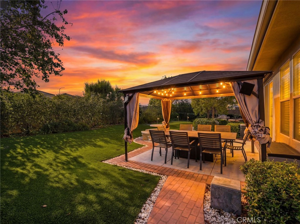 20356 Vía Cellini Porter Ranch, CA 91326 - Photo 47 of 69 Virtual twilight (sky replaced)