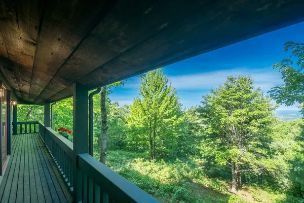 $769,900 | 10 Cadwell Drive, Wilbraham, MA 01095