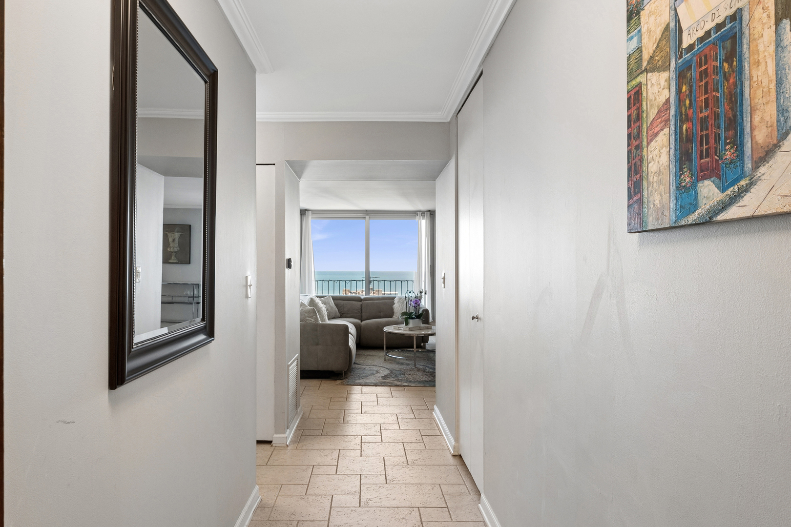 6033 North Sheridan Road, Unit 36F Chicago, IL 60660 - Photo 4 of 29