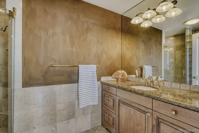 $4,750 | 400 East 3rd Avenue, Unit 1203, Denver, CO 80203