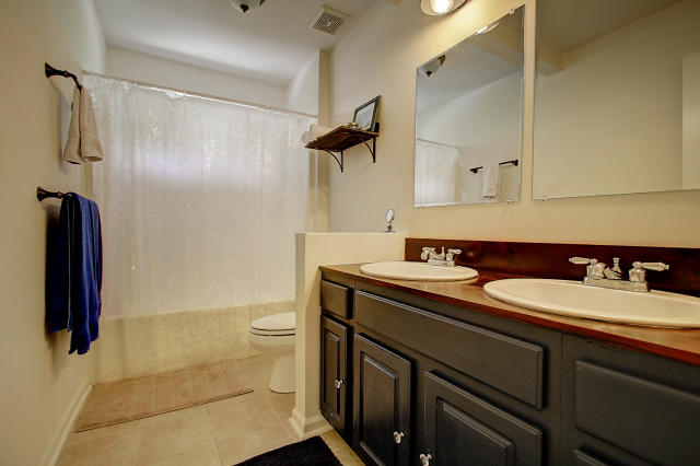 2836 Rosedown Point Mount Pleasant, SC 29466 - Photo 28 of 37 Second Bath