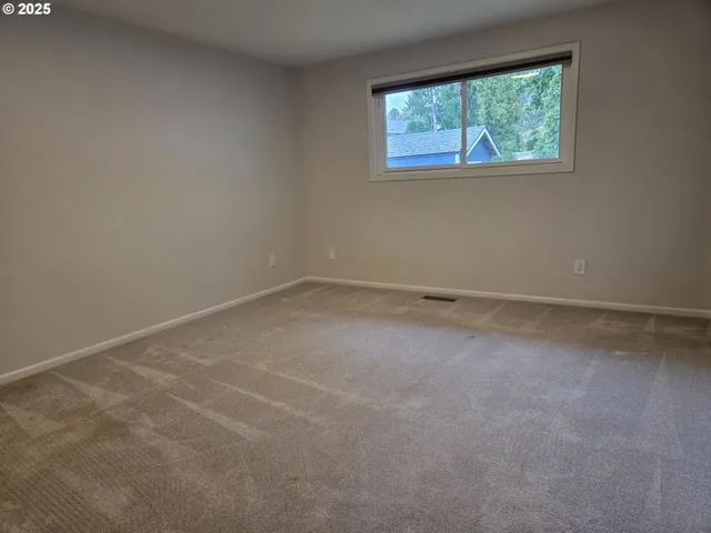 $455,000 | 3512 Southeast Harlow Court, Troutdale, OR 97060