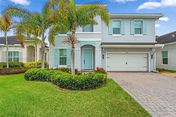$899,999 | 4764 Southwest Briarwood Court, Stuart, FL 34997