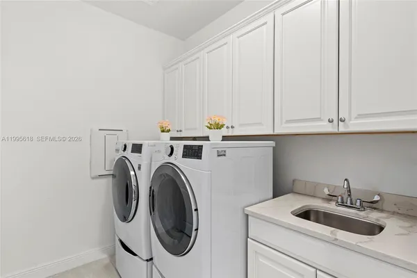 $899,999 | 4764 Southwest Briarwood Court, Stuart, FL 34997