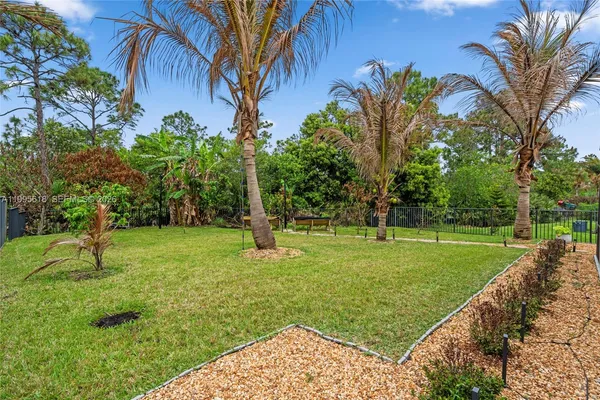 $899,999 | 4764 Southwest Briarwood Court, Stuart, FL 34997