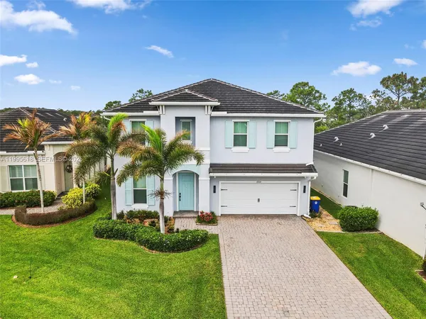 $899,999 | 4764 Southwest Briarwood Court, Stuart, FL 34997