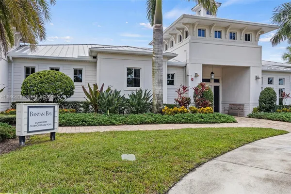 $899,999 | 4764 Southwest Briarwood Court, Stuart, FL 34997