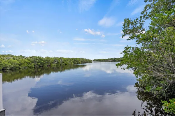 $899,999 | 4764 Southwest Briarwood Court, Stuart, FL 34997