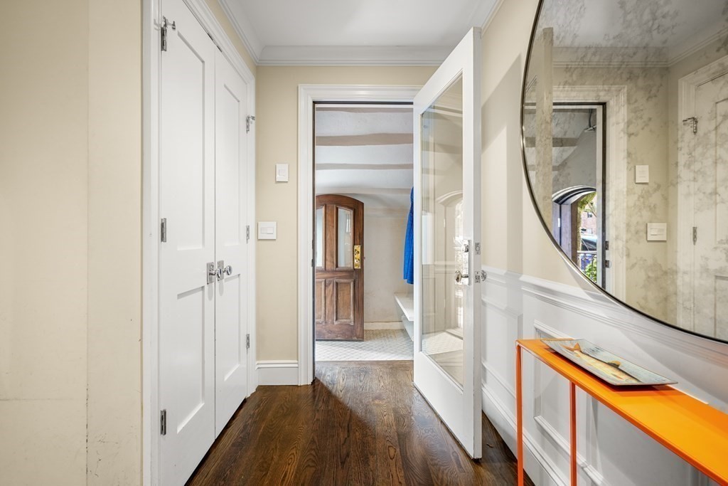 211 West Canton Street, Unit 1 Boston, MA 02116 - Photo 19 of 33 a view of front door and wooden floor