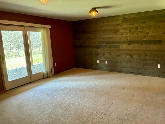 $2,750 | 571 Sycamore Circle, Saline, MI 48176