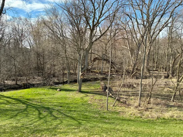 $2,750 | 571 Sycamore Circle, Saline, MI 48176