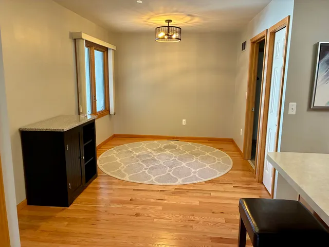 $2,750 | 571 Sycamore Circle, Saline, MI 48176