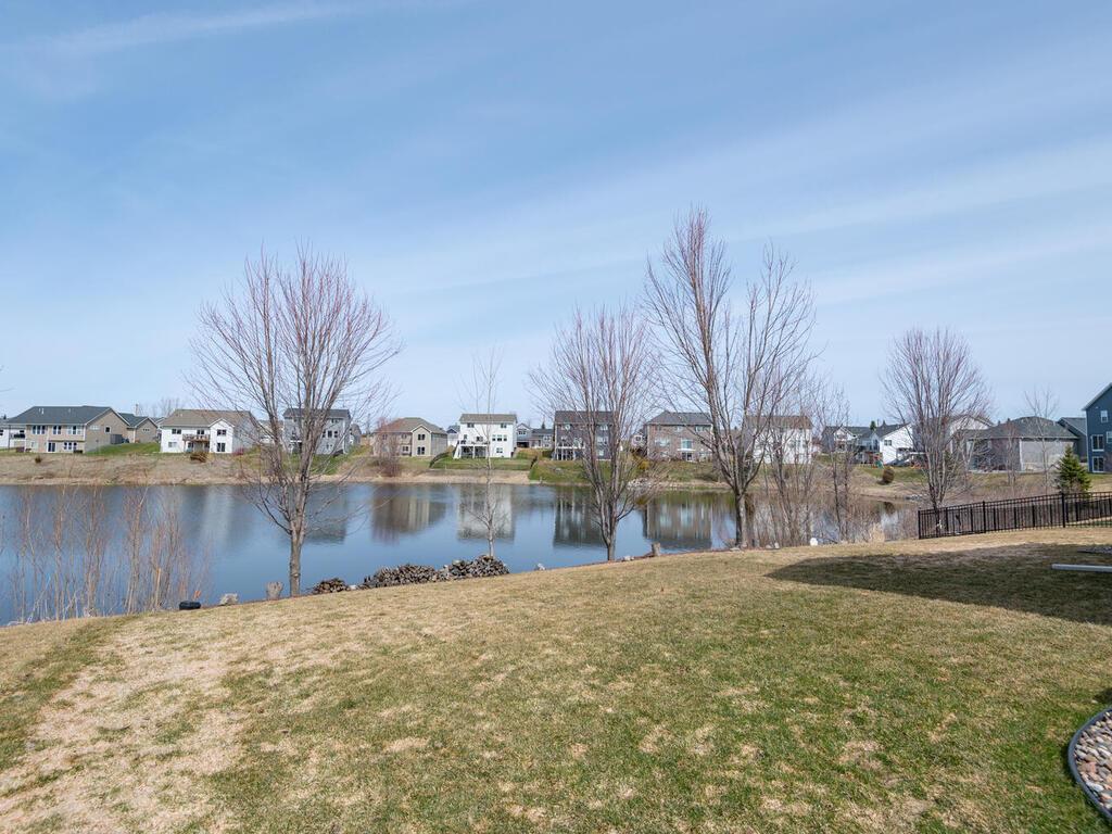 1048 Shoreview Drive Jordan, MN 55352 - Photo 9 of 38