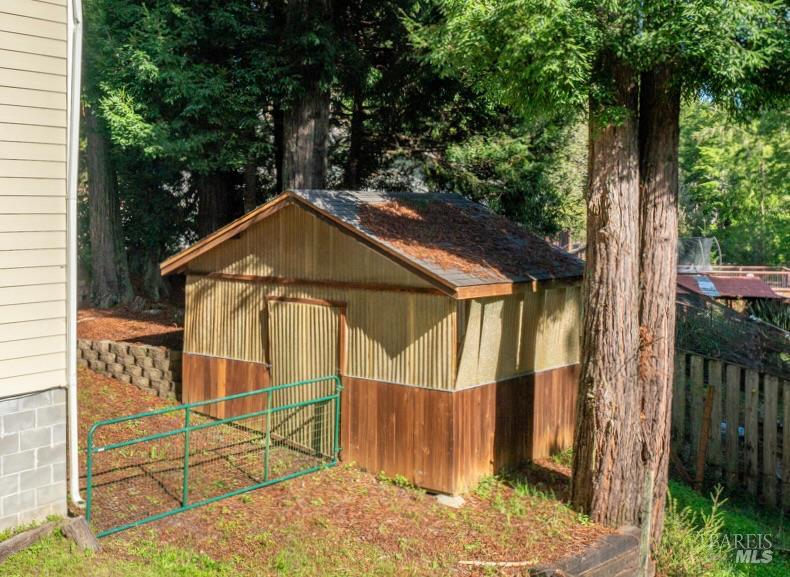 18940 Timber Pointe Drive Fort Bragg, CA 95437 - Photo 30 of 32 Storage Building