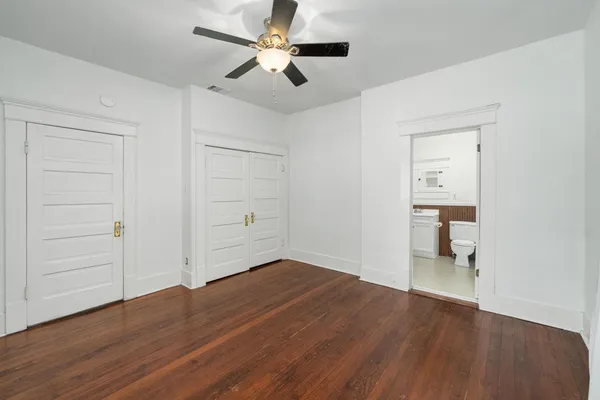 $2,300 | 304 West 35th Street, Austin, TX 78705