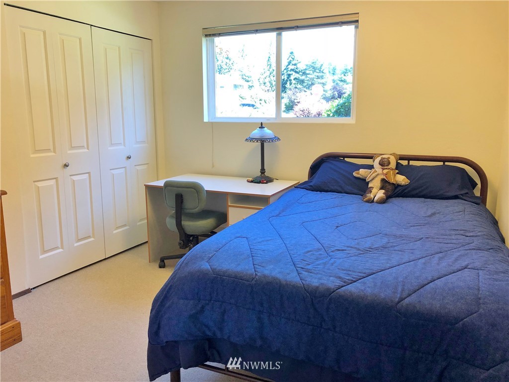 9719 Northeast 204th Place Bothell, WA 98011 - Photo 16 of 23 Gallery Image 16