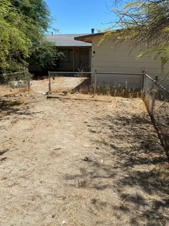 $65,000 | 84647 5th Street, Trona, CA 93562