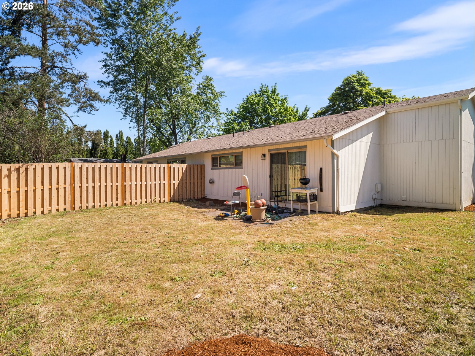 933 Southeast Rene Avenue Gresham, OR 97080 - Photo 23 of 29 Unit #2