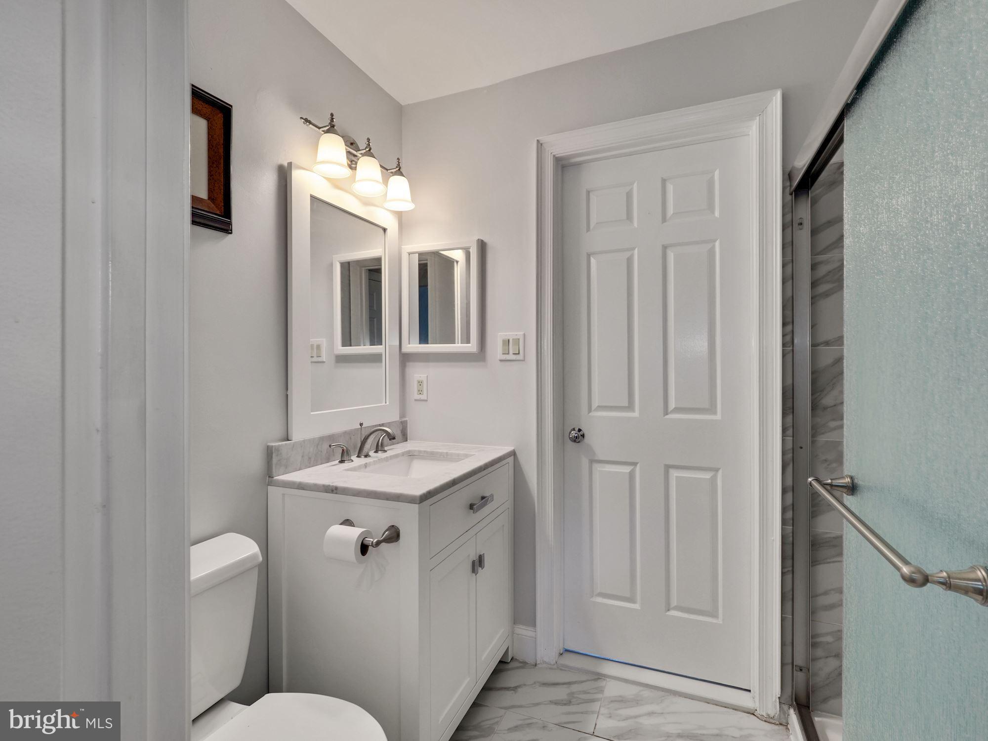 7000 Greentree Road Bethesda, MD 20817 - Photo 23 of 34 Third Bathroom