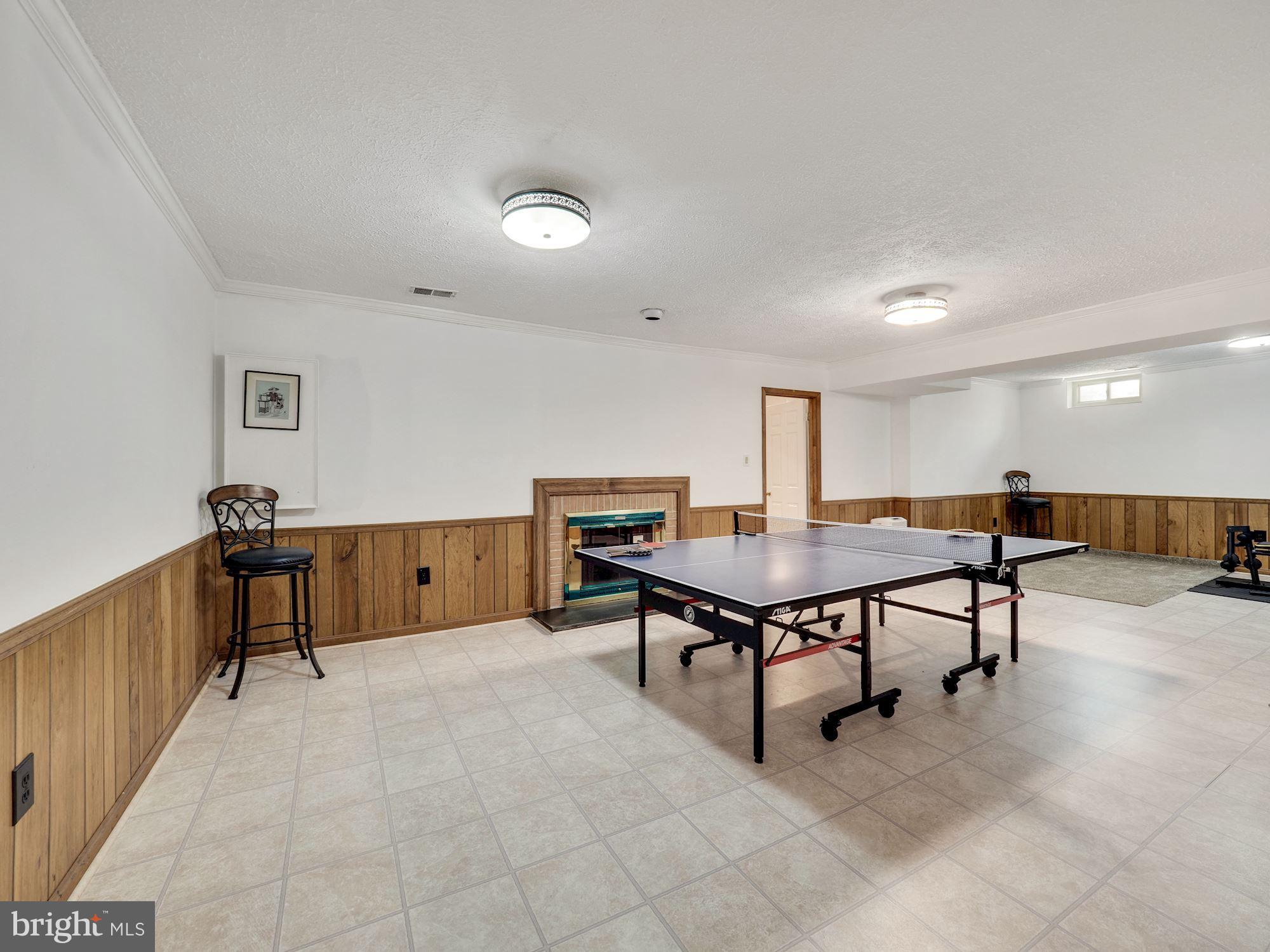 7000 Greentree Road Bethesda, MD 20817 - Photo 27 of 34 Great Room
