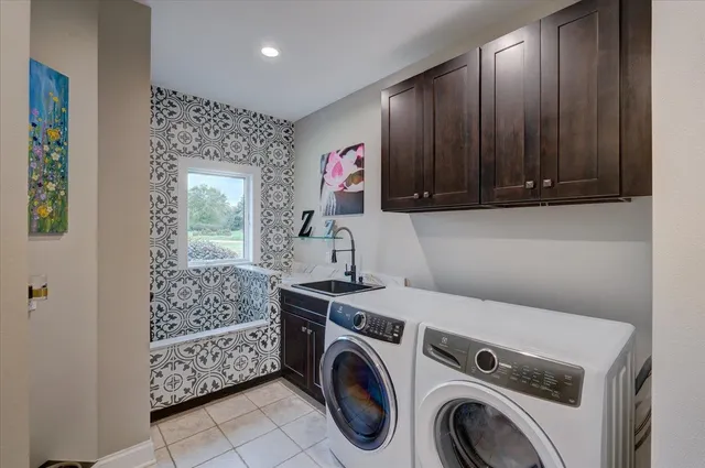 $1,075,000 | 7710 Pamela Circle, Verona, WI 53593