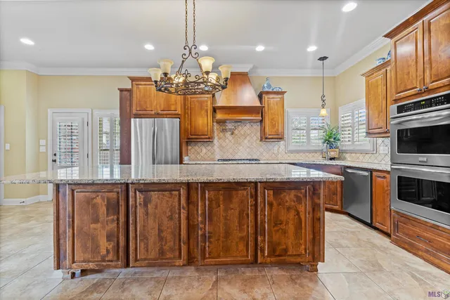 $599,900 | 325 Chateau Jon, Denham Springs, LA 70726