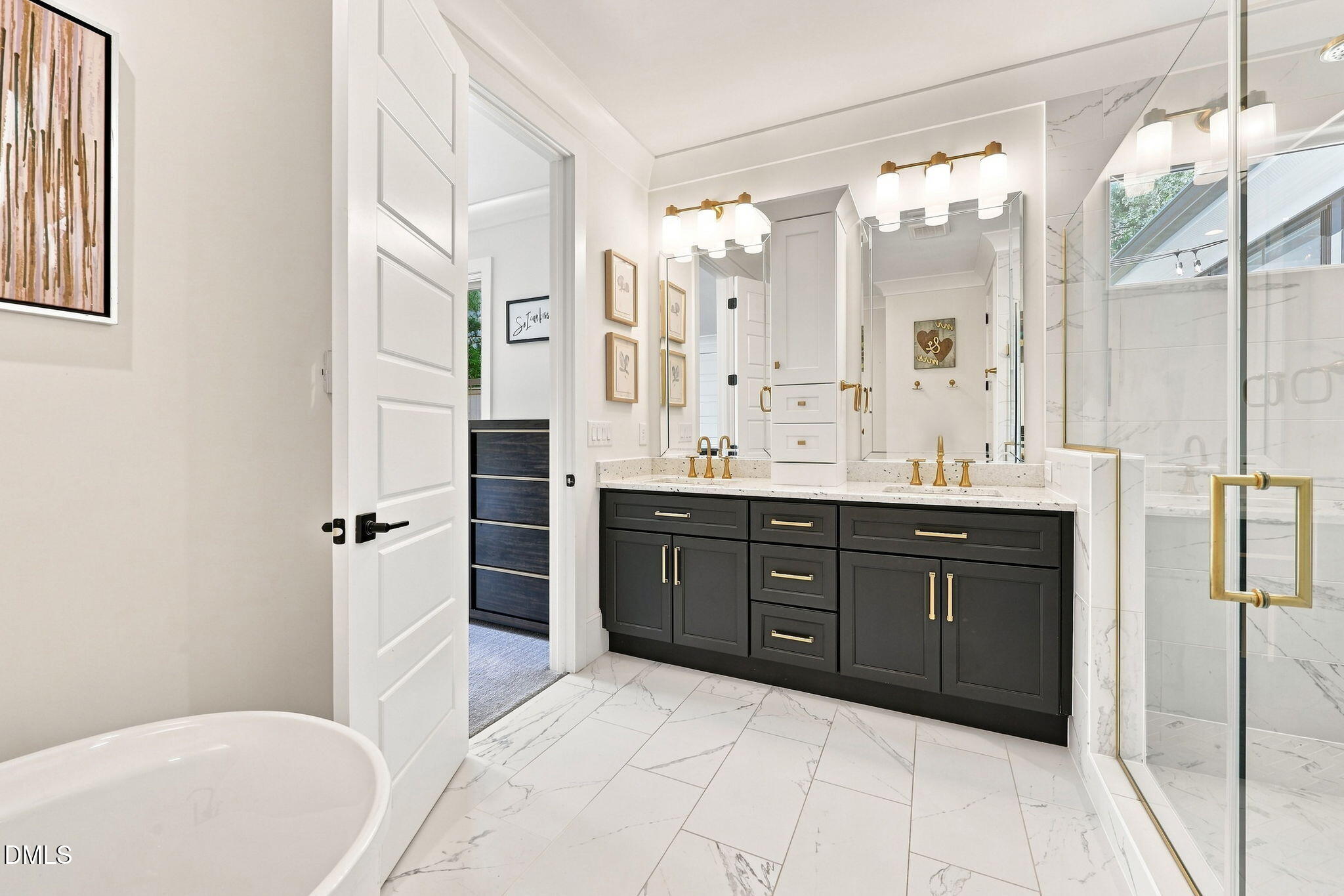 113 Crestview Road Raleigh, NC 27609 - Photo 23 of 47 62-web-or-mls-IMG_2557_edit