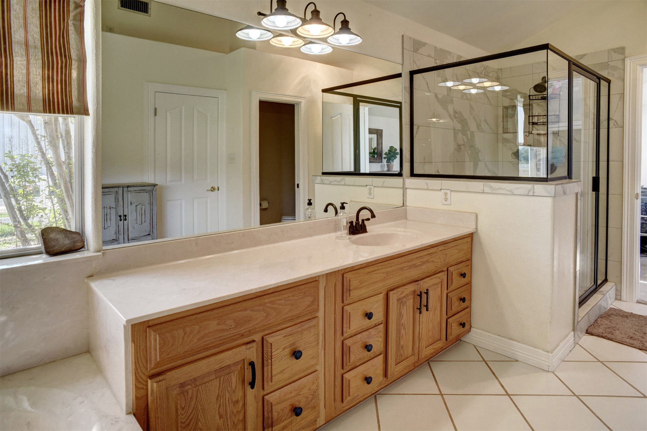 678 Ponderosa Road Bastrop, TX 78602 - Photo 17 of 40 Newly installed walk in shower