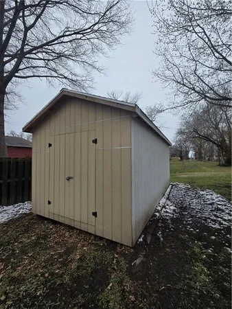 $48,000 | 705 North New York Avenue, Sedalia, MO 65301